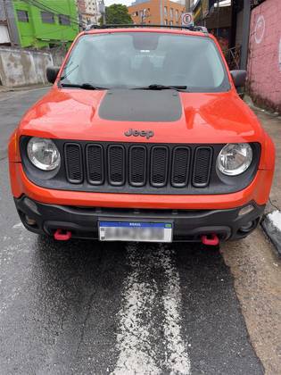 JEEP RENEGADE 2.0 16V TURBO DIESEL TRAILHAWK 4P 4X4 AUTOMÁTICO JEEP RENEGADE 2.0 16V TURBO DIESEL TRAILHAWK 4P 4X4 AUTOMÁTICO